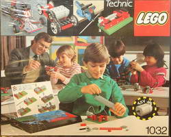 Набор LEGO 1032 TECHNIC II Set (4.5v)