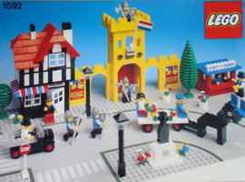 Набор LEGO 1592-2 Городская площадь - сцена из замка (голландская версия)