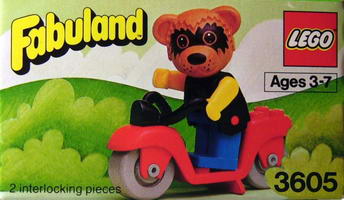Набор LEGO 3605 Ricky Racoon and his Scooter