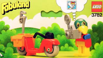 Набор LEGO 3782 Photographer Patrick Parrot