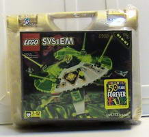 Набор LEGO 4117463 Корабль-Вторженец с Кейсом для Хранения