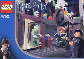 Набор LEGO 4752 Кабинет Профессора Люпина