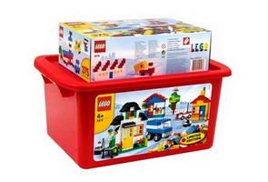 Набор LEGO 66284 Ящик с кубиками + подарок