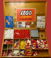 Набор LEGO 7100 Samsonite Large Educational Set