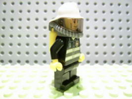 Набор LEGO 7904-23 Пожарный