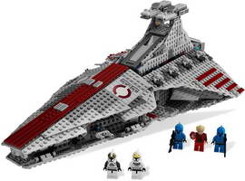 Набор LEGO 8039 Атакующий крейсер республиканцев класса Венатор