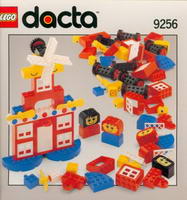 Набор LEGO 9256 Faces, Fences, Wheels and Windows