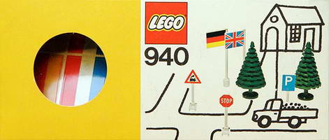 Набор LEGO 940 Флаги, знаки и деревья