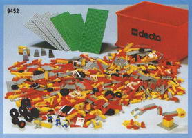 Набор LEGO 9452 Giant Lego Topic Set