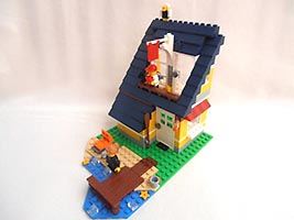 Набор LEGO MOC-2461 31035 Современная пляжная хижина