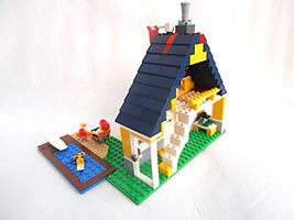 Набор LEGO Домик у бассейна