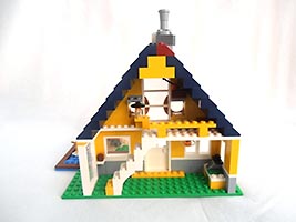 Набор LEGO Домик у бассейна