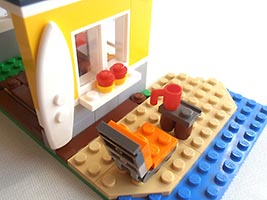 Набор LEGO 31035 Мини джакузи клуб