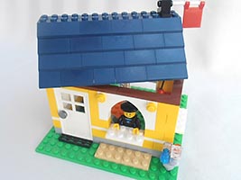 Набор LEGO 31035 Китайский магазин фруктов