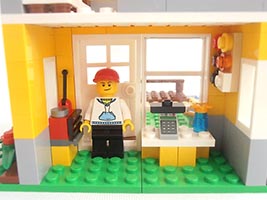 Набор LEGO 31035 Дом художника