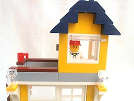 Набор LEGO 31035 Дом художника