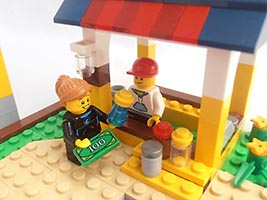 Набор LEGO 31035 Коктейль-бар