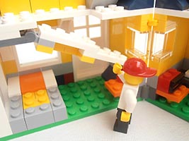 Набор LEGO 31035 Дом диджея
