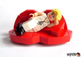 Набор LEGO Губы Мии Вест