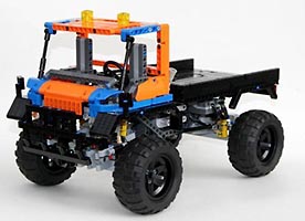 Набор LEGO Грузовик фирмы Mack Marble 5T для работы лесничих
