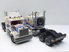 Набор LEGO MOC-0821 Шоссейный грузовик с автоматической сцепкой