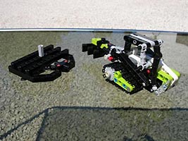 Набор LEGO MOC-1538 Трактор с плугом и косилкой