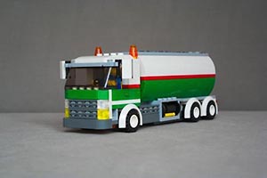 Набор LEGO MOC-2040 Бензовоз