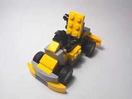 Набор LEGO Желтый гоночный карт