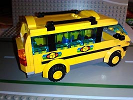 Набор LEGO MOC-2230 Грузовой автобус