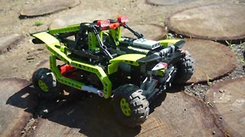 Набор LEGO Грузовик для трофи-рейда