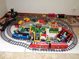 Набор LEGO MOC-2443 Двойное кольцо железной дороги