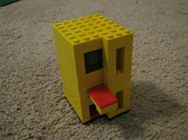 Набор LEGO MOC-2472 Машинка для выдачи конфет