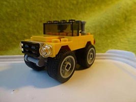 Набор LEGO Джип