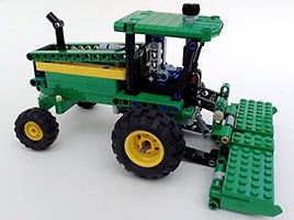 Набор LEGO Трактор-валкообразователь
