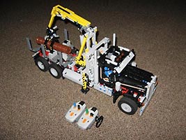 Набор LEGO Лесовоз на радио управлении