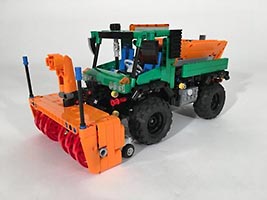 Набор LEGO Снеугоборочная машина