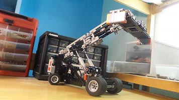 Набор LEGO MOC-4465 Телескопический погрузчик контейнеров