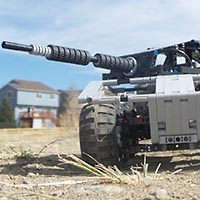 Набор LEGO 'Каракал-105 (Руикат)' - южноафриканская боевая разведывательная машина, 'Истребитель танков' XL