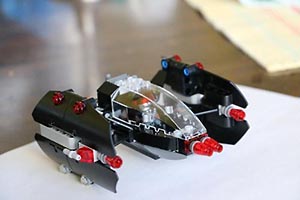 Набор LEGO Маленький космический истребитель