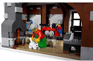 Набор LEGO Рождественский магазин игрушек
