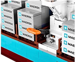 Набор LEGO Контейнеровоз Maersk