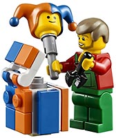 Набор LEGO Зимний магазин игрушек