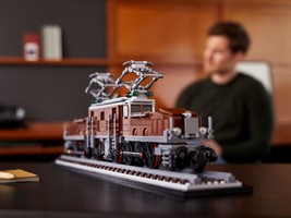 Набор LEGO Crocodile Locomotive