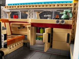 Набор LEGO Фургон Volkswagen T2 Camper
