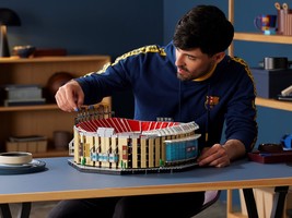Набор LEGO Camp Nou - FC Barcelona