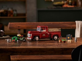 Набор LEGO Pickup Truck