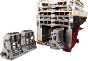 Набор LEGO Titanic