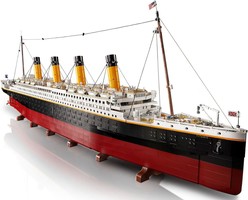 Набор LEGO Titanic