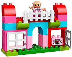 Набор LEGO Лучшие друзья: курочка и кролик