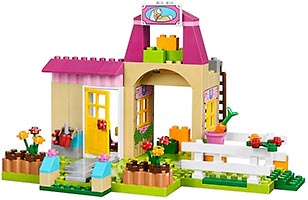 Набор LEGO Пони на ферме